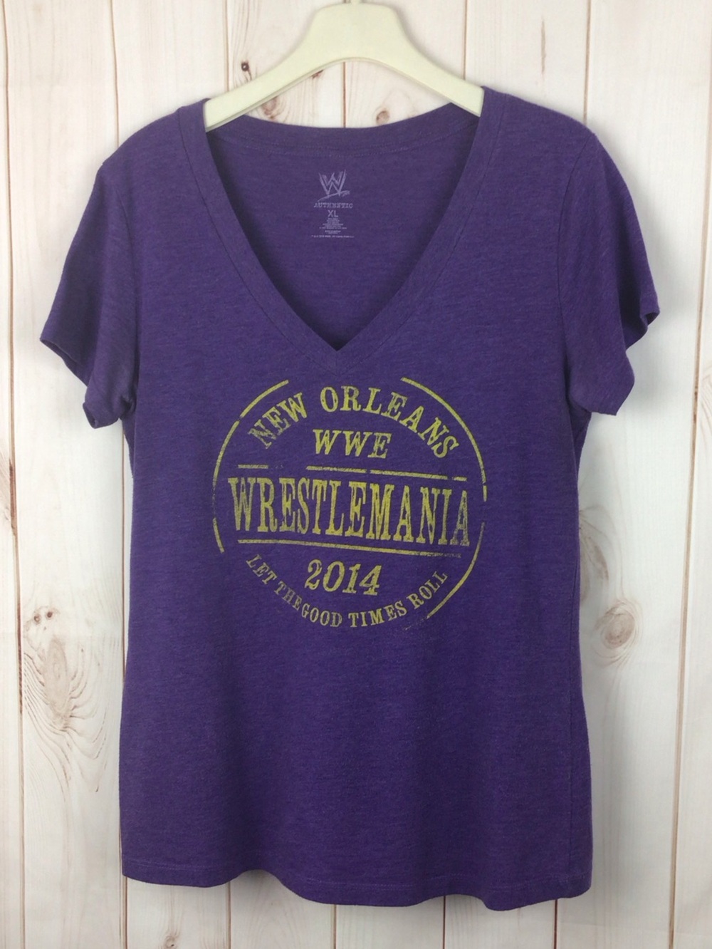 WWE Purple V-Neck WrestleMania 2014 Tee with Gold Logo - XL